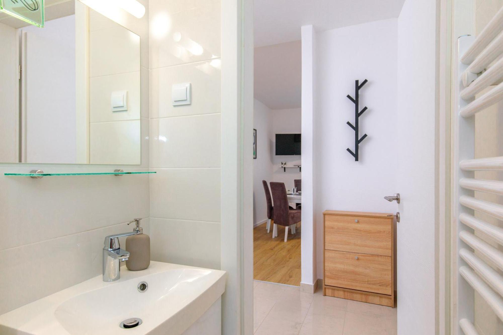 Santa Fuma Apartment ロヴィニ エクステリア 写真